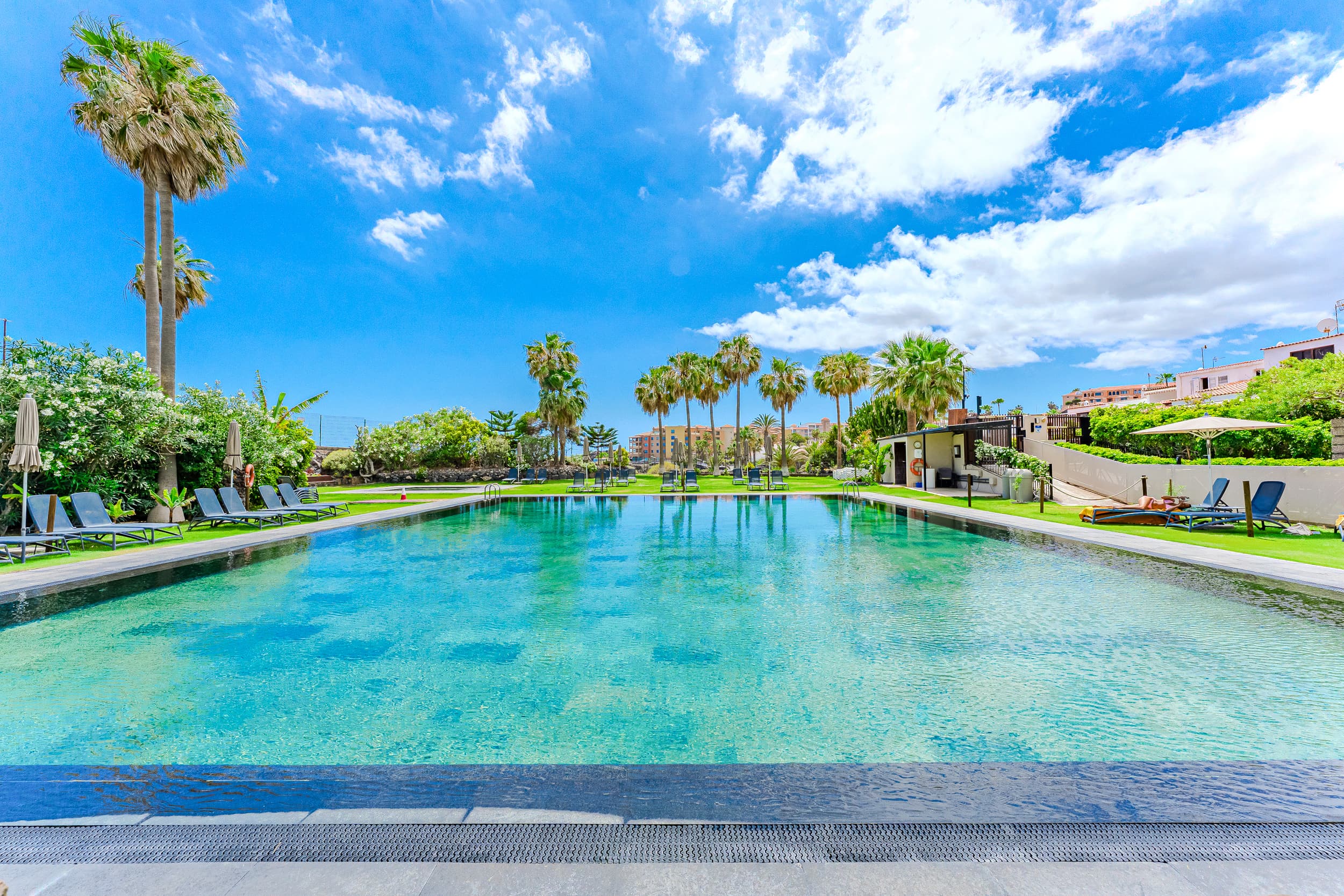 Hero Tenerife